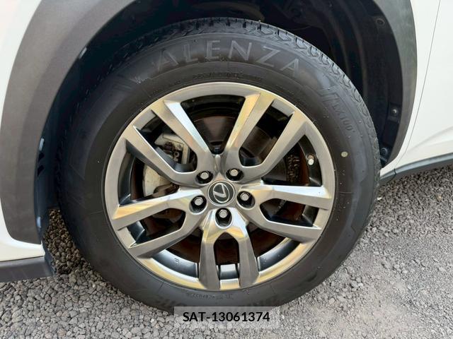 Lexus NX 2017-11 8223800-9