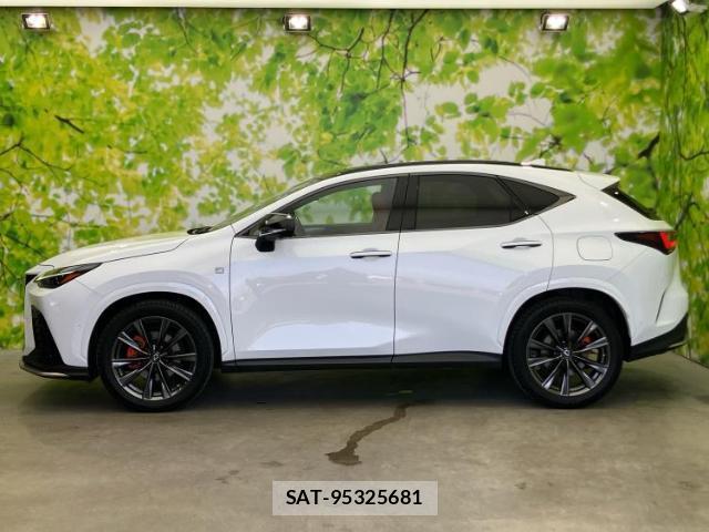 Lexus NX 2023-10 8225043-1
