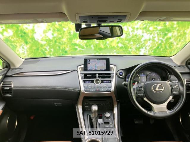 Lexus NX 2015-10 8225203-3