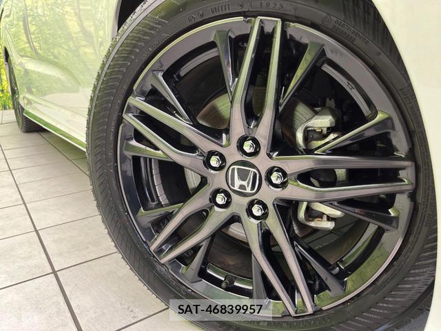 Honda ODYSSEY 2021-06 8216333-13