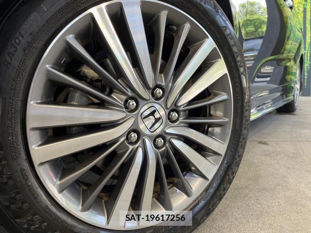 Honda ODYSSEY 2019-06 8222733-13