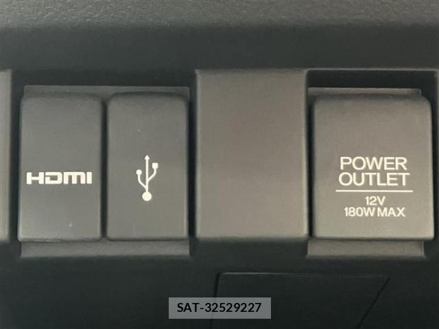 Honda ODYSSEY 2017-06 8225437-15