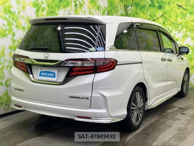 Honda ODYSSEY 2018-05 8225477-2