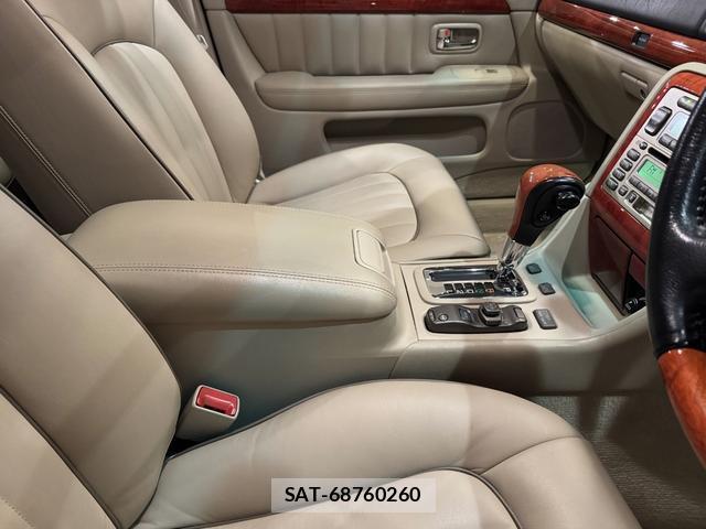Toyota ORIGIN 2000-12 8225562-18