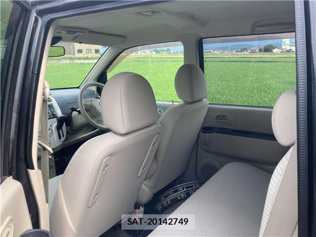 Nissan OTTI 2009-03 8222461-7