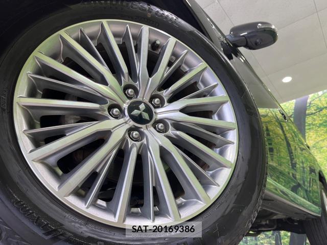 Mitsubishi OUTLANDER PHEV 2020-01 8216672-13