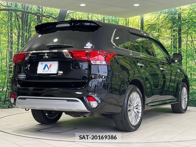 Mitsubishi OUTLANDER PHEV 2020-01 8216672-17