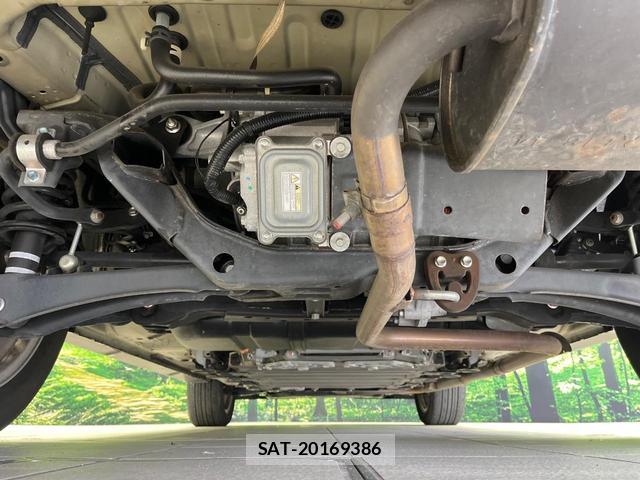 Mitsubishi OUTLANDER PHEV 2020-01 8216672-19