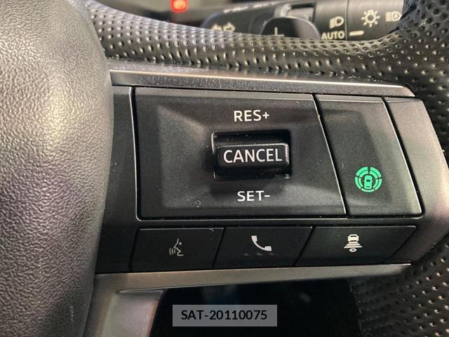 Mitsubishi OUTLANDER PHEV 2022-03 8217313-4