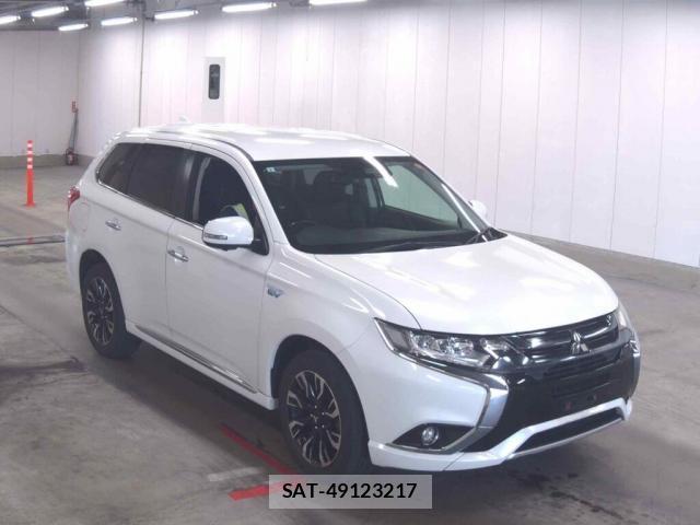 Mitsubishi OUTLANDER PHEV 2017-08 8218893-0