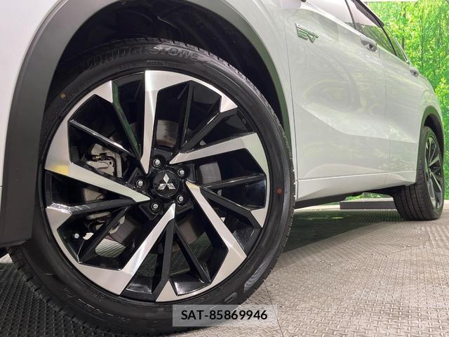 Mitsubishi OUTLANDER PHEV 2023-05 8219085-11