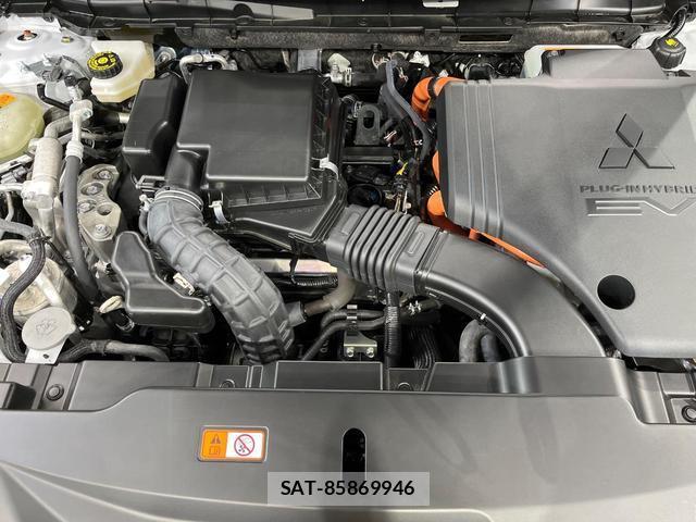 Mitsubishi OUTLANDER PHEV 2023-05 8219085-17