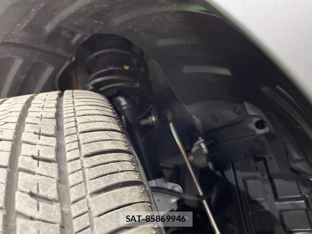 Mitsubishi OUTLANDER PHEV 2023-05 8219085-19