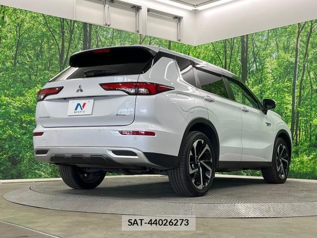 Mitsubishi OUTLANDER PHEV 2022-01 8219090-16