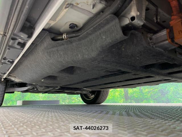 Mitsubishi OUTLANDER PHEV 2022-01 8219090-18