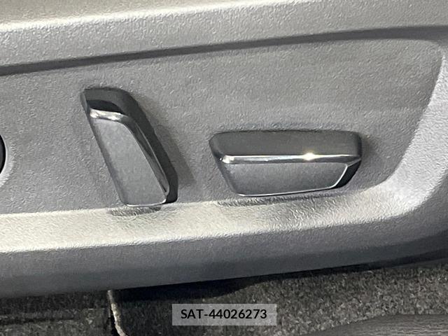 Mitsubishi OUTLANDER PHEV 2022-01 8219090-6