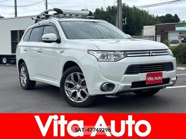 Mitsubishi OUTLANDER PHEV 2014-12 8219236-0