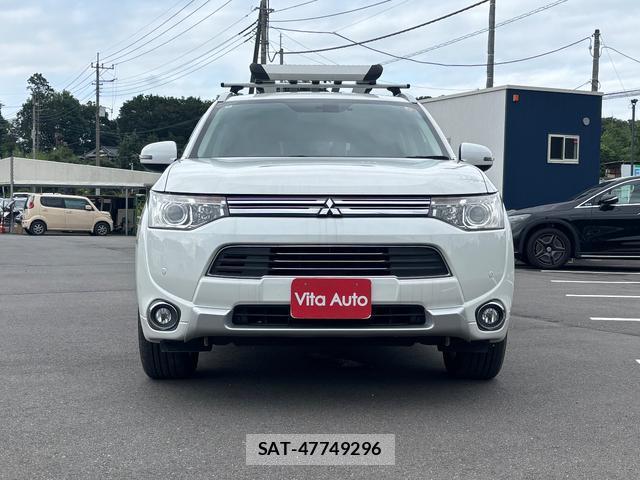 Mitsubishi OUTLANDER PHEV 2014-12 8219236-11