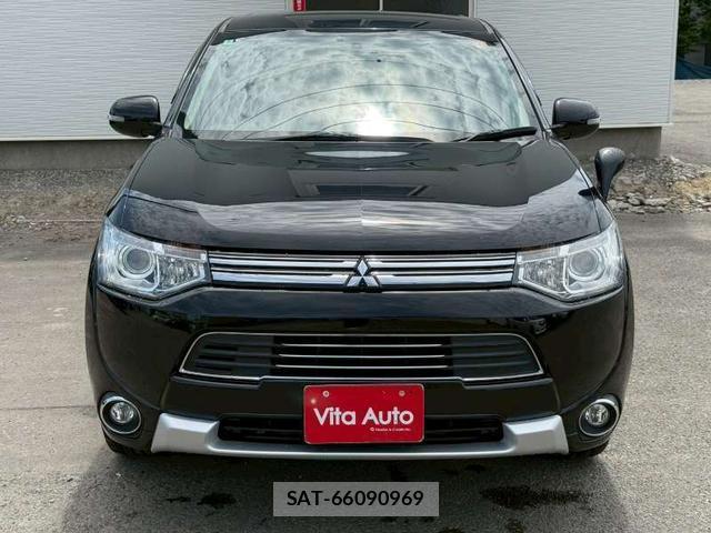 Mitsubishi OUTLANDER PHEV 2014-07 8219256-12