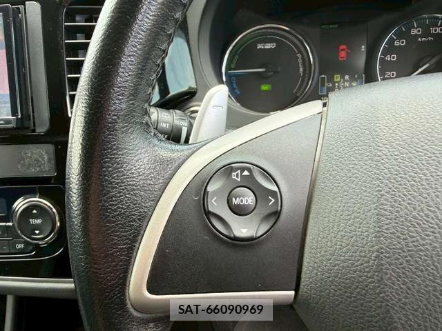 Mitsubishi OUTLANDER PHEV 2014-07 8219256-5