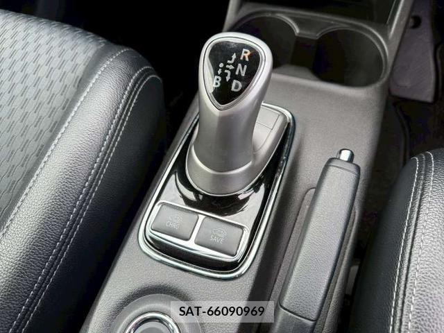 Mitsubishi OUTLANDER PHEV 2014-07 8219256-8