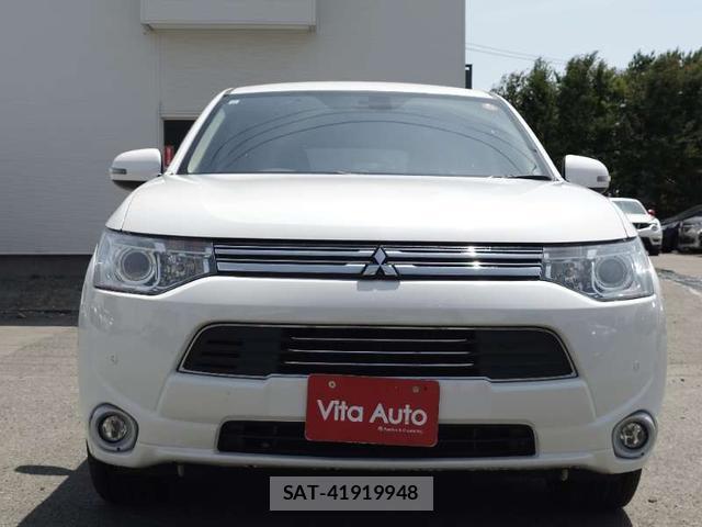 Mitsubishi OUTLANDER PHEV 2013-12 8219258-17