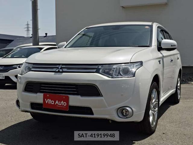 Mitsubishi OUTLANDER PHEV 2013-12 8219258-9