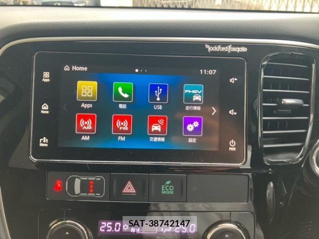 Mitsubishi OUTLANDER PHEV 2017-08 8219623-19
