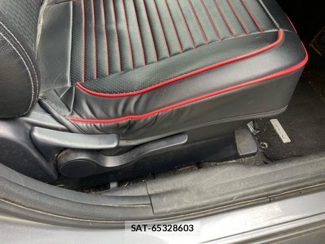 Mitsubishi OUTLANDER PHEV 2014-06 8219797-14