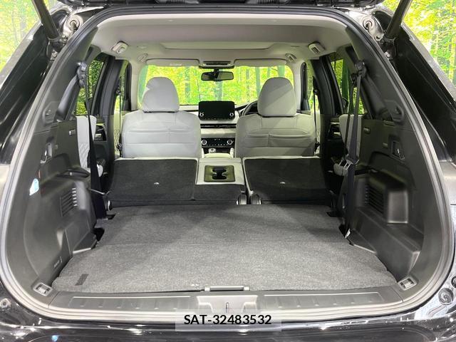 Mitsubishi OUTLANDER PHEV 2023-07 8221088-10