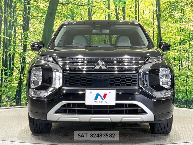 Mitsubishi OUTLANDER PHEV 2023-07 8221088-14