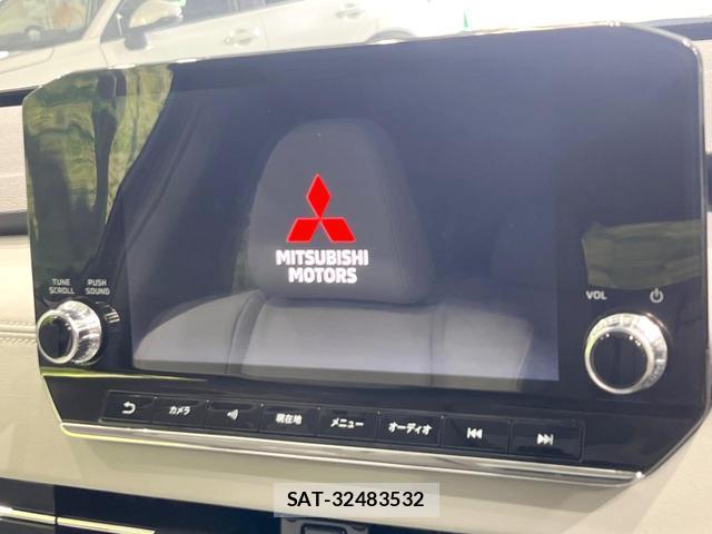 Mitsubishi OUTLANDER PHEV 2023-07 8221088-4