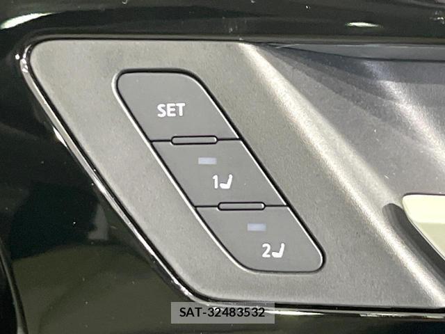 Mitsubishi OUTLANDER PHEV 2023-07 8221088-6