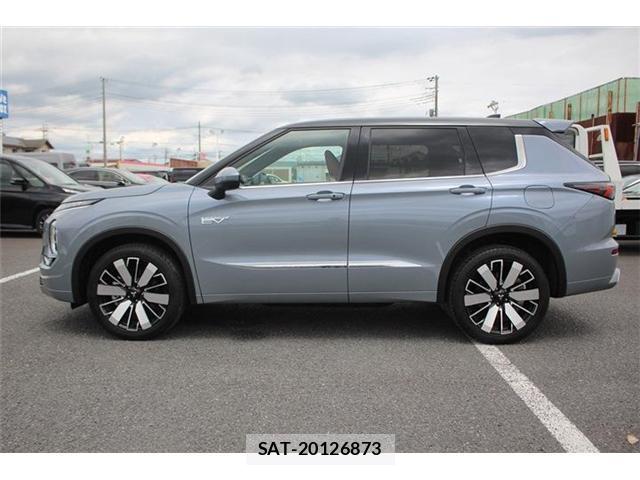 Mitsubishi OUTLANDER PHEV 2025-01 8222099-7
