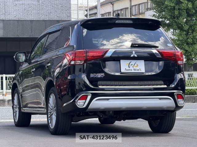 Mitsubishi OUTLANDER PHEV 2018-10 8222693-2