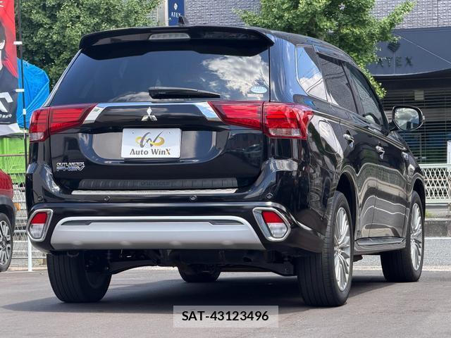 Mitsubishi OUTLANDER PHEV 2018-10 8222693-3