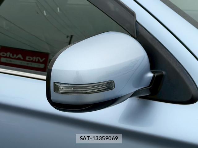 Mitsubishi OUTLANDER PHEV 2013-08 8223403-14