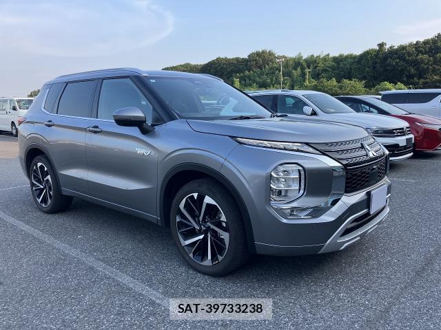 Mitsubishi OUTLANDER PHEV 2022-07 8224088-0