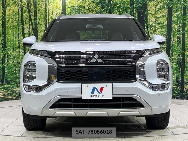 Mitsubishi OUTLANDER PHEV 2022-12 8224712-14