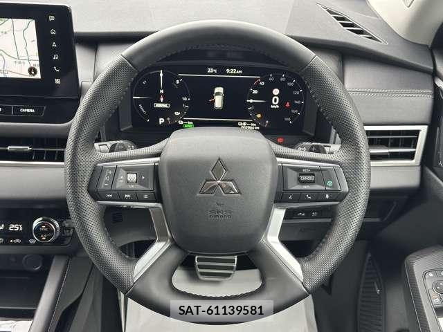 Mitsubishi OUTLANDER 2025-03 8218203-3