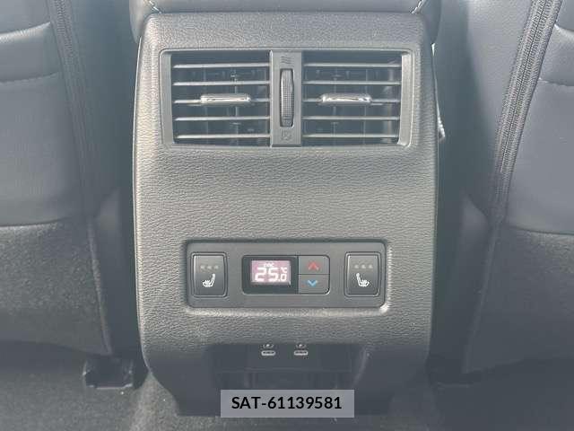 Mitsubishi OUTLANDER 2025-03 8218203-8