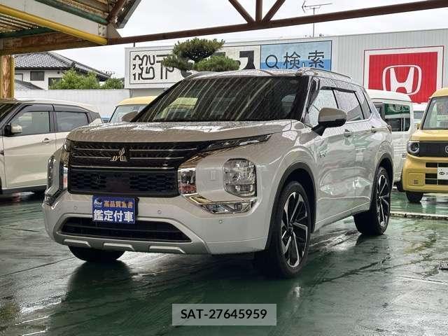 Mitsubishi OUTLANDER 2023-12 8218253-0