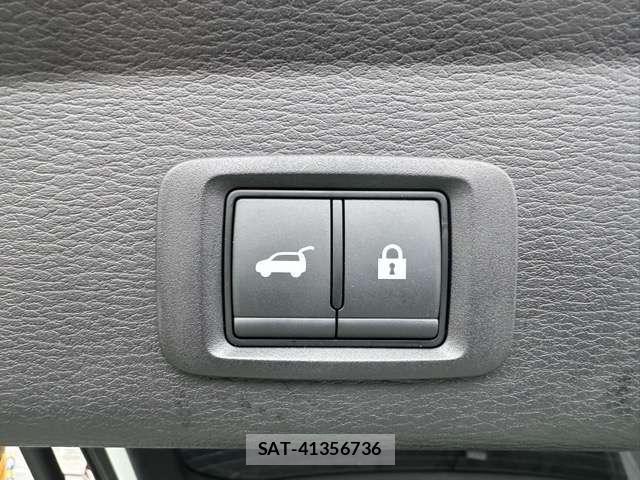 Mitsubishi OUTLANDER 2023-05 8218266-15