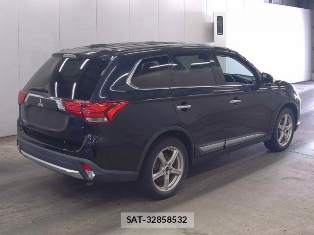 Mitsubishi OUTLANDER 2015-07 8221425-4