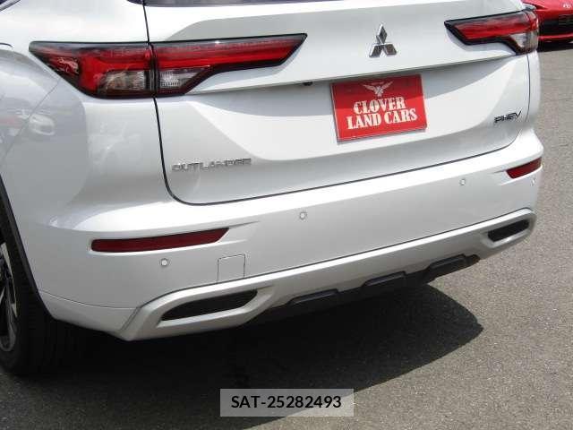 Mitsubishi OUTLANDER 2022-07 8224717-10