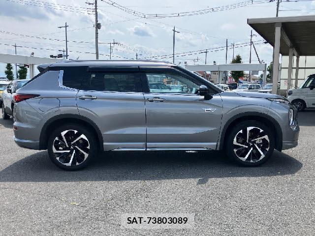 Mitsubishi OUTLANDER 2023-07 8224844-3