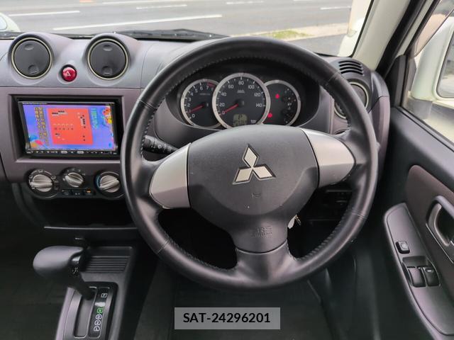 Mitsubishi PAJERO MINI 2009-11 8218729-12
