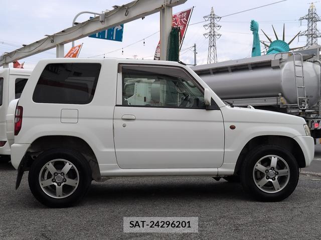 Mitsubishi PAJERO MINI 2009-11 8218729-3
