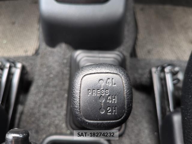 Mitsubishi PAJERO MINI 2007-08 8218734-16