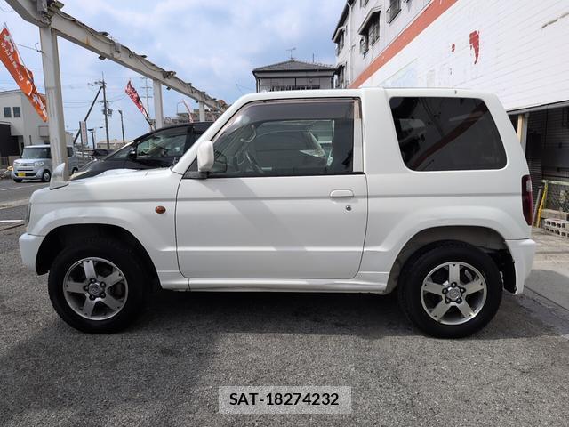 Mitsubishi PAJERO MINI 2007-08 8218734-9